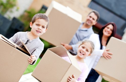 Secure domestic storage setup for movers and homeowners in Canarywharf