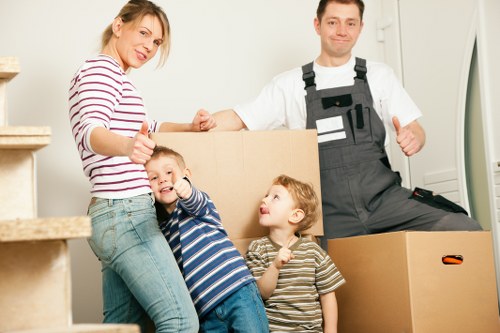 Residential packing support for modern Canary Wharf apartments